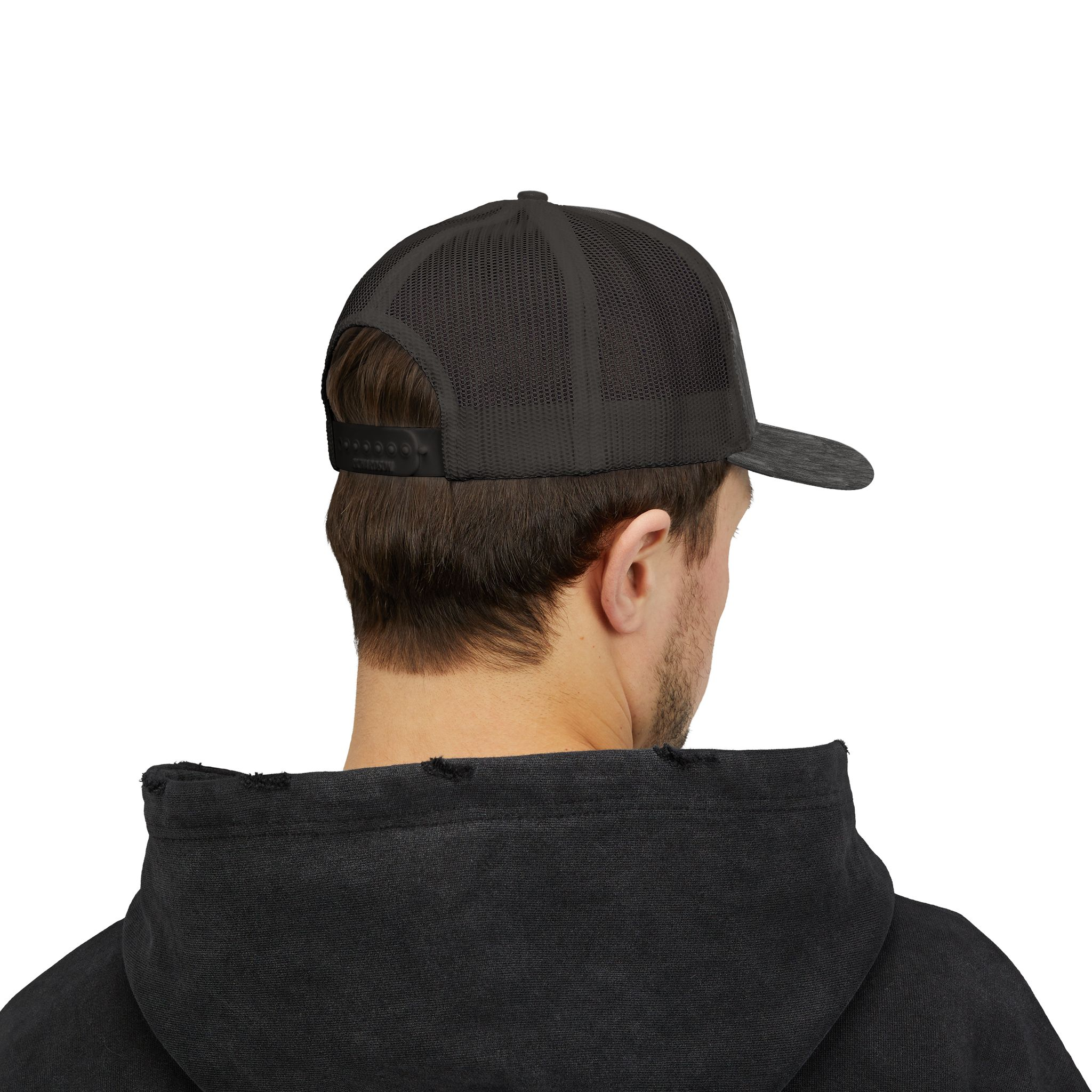 Snapback Trucker Cap - Versatile Style for Casual Outings and Adventures